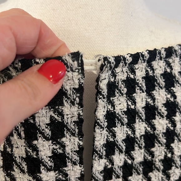 NWT HOUNDSTOOTH BLOUSE WITH SOLID WHITE COTTON SLEEVES - SIZE SMALL - Picture 8 of 9